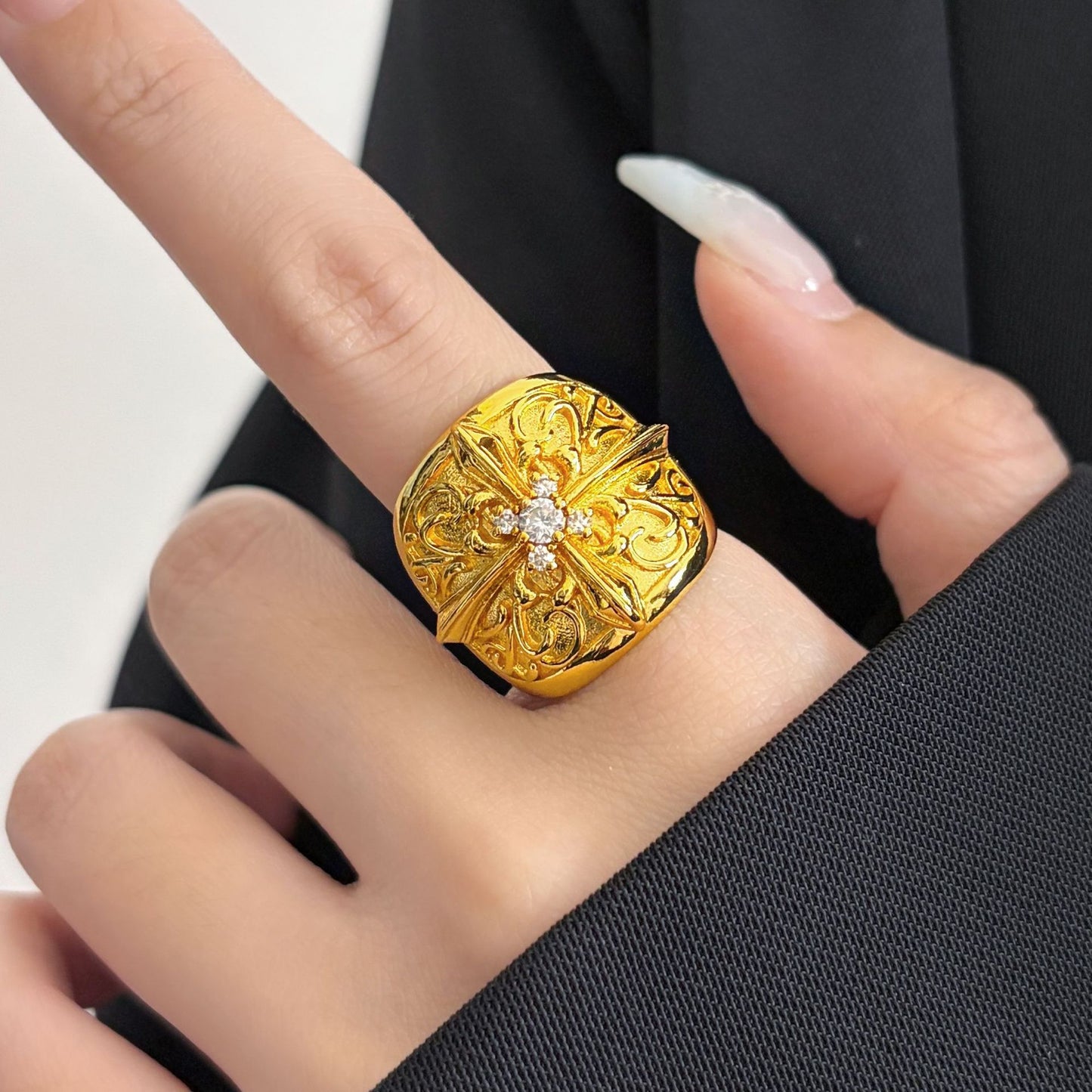 鋯石十字可調式戒指－商品主圖｜https://igowo.tw/