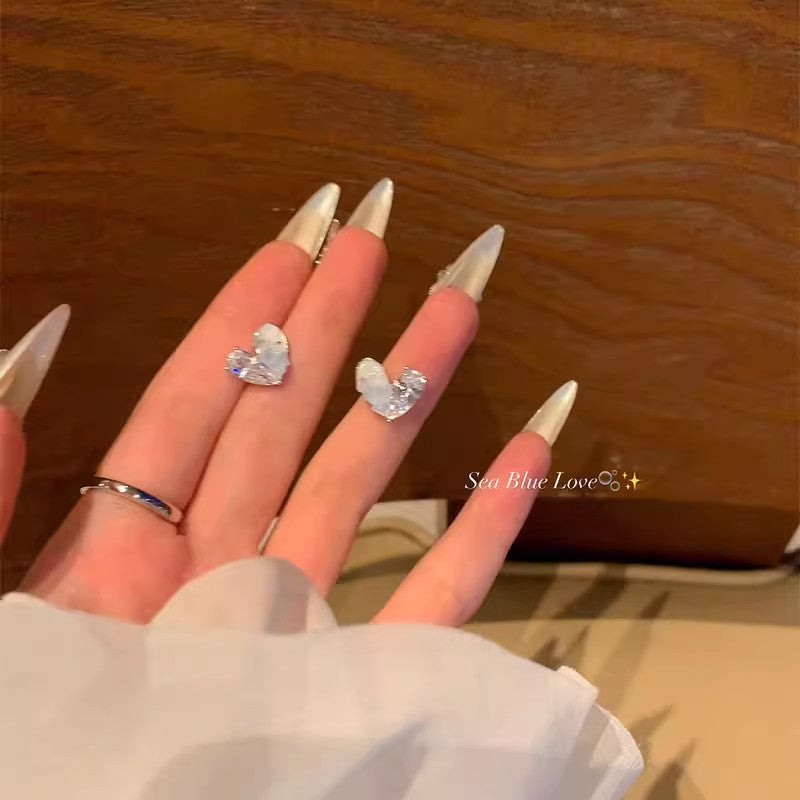 S925輕奢氣質鋯石耳釘