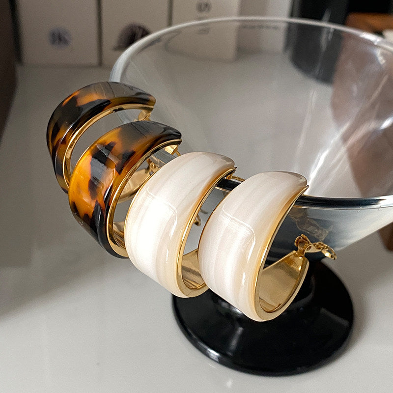 樹脂圓圈耳環－商品主圖｜https://igowo.tw/