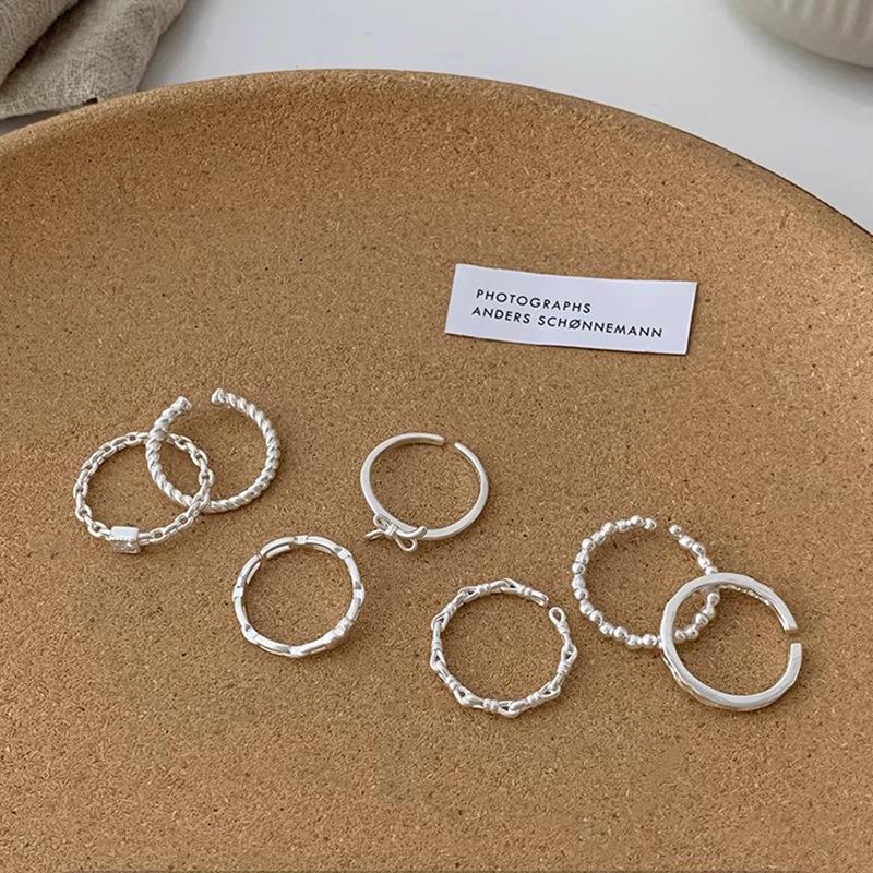 愛心扭紋可調式戒指－細節特寫1｜https://igowo.tw/