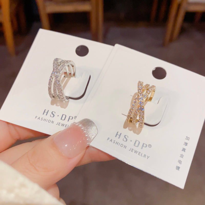 鋯石交叉多層戒指－商品主圖｜https://igowo.tw/