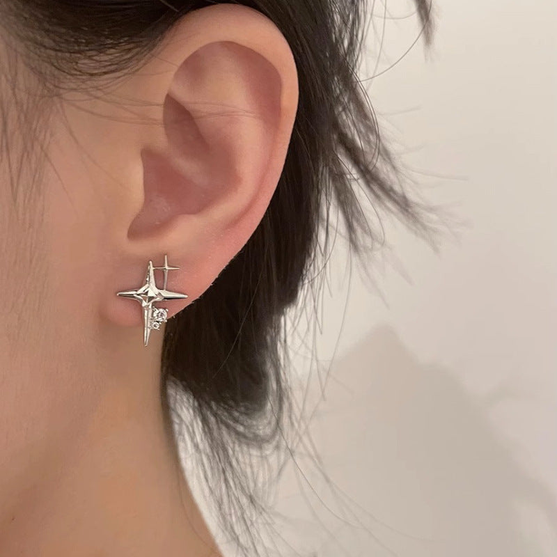 S925彩色鋯石愛心耳釘－金色款細節｜https://igowo.tw/