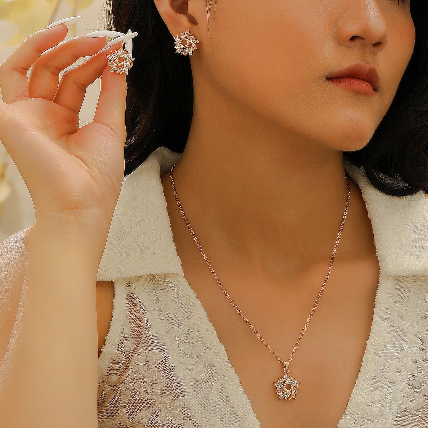 鋯石雪花項鍊耳環組－第二視角實拍｜https://igowo.tw/
