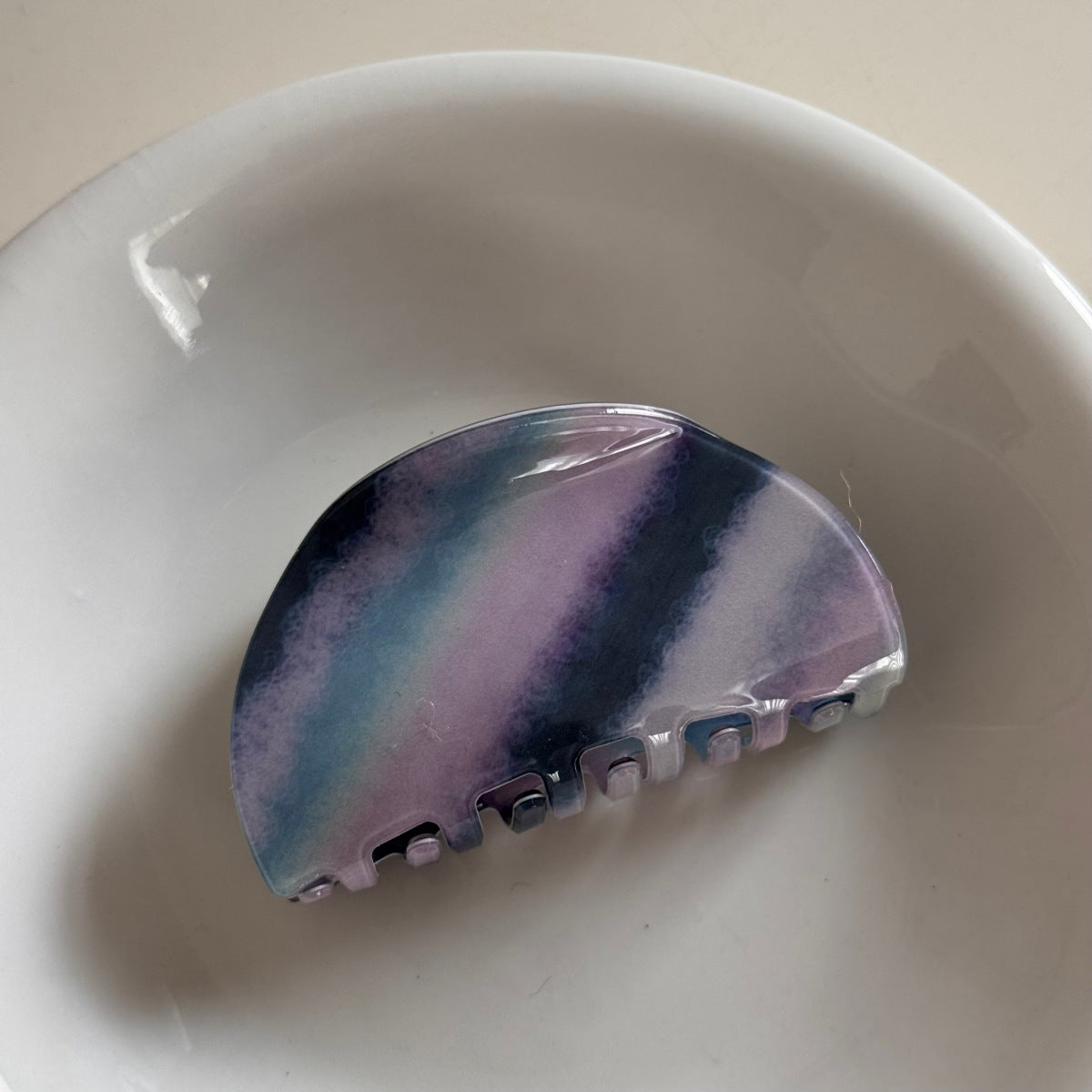 彩色復古鯊魚夾