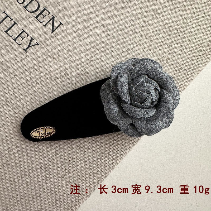 山茶花簡約髮夾－灰花-灰毛線BB款細節｜https://igowo.tw/