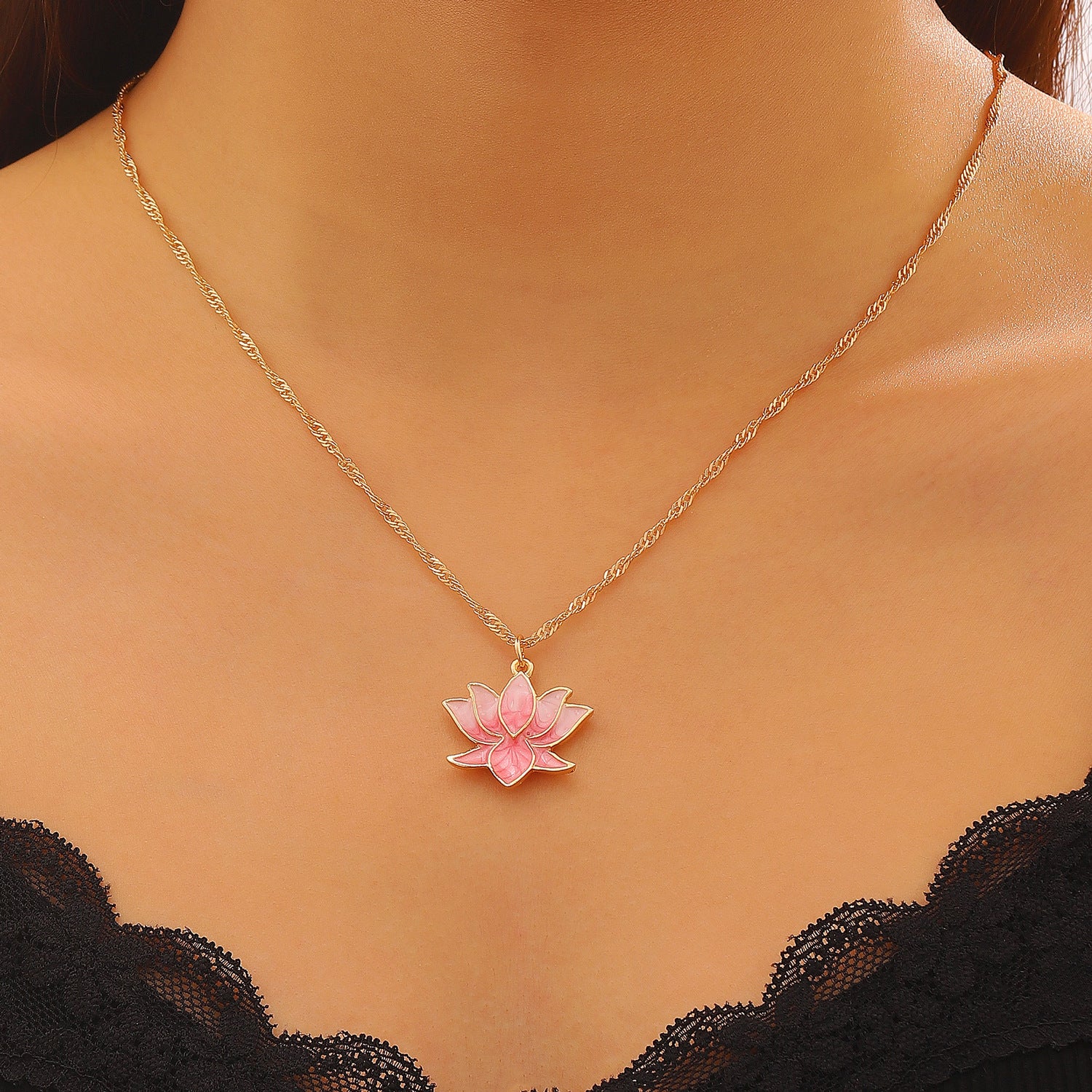 彩色花朵項鍊－細節特寫5｜https://igowo.tw/