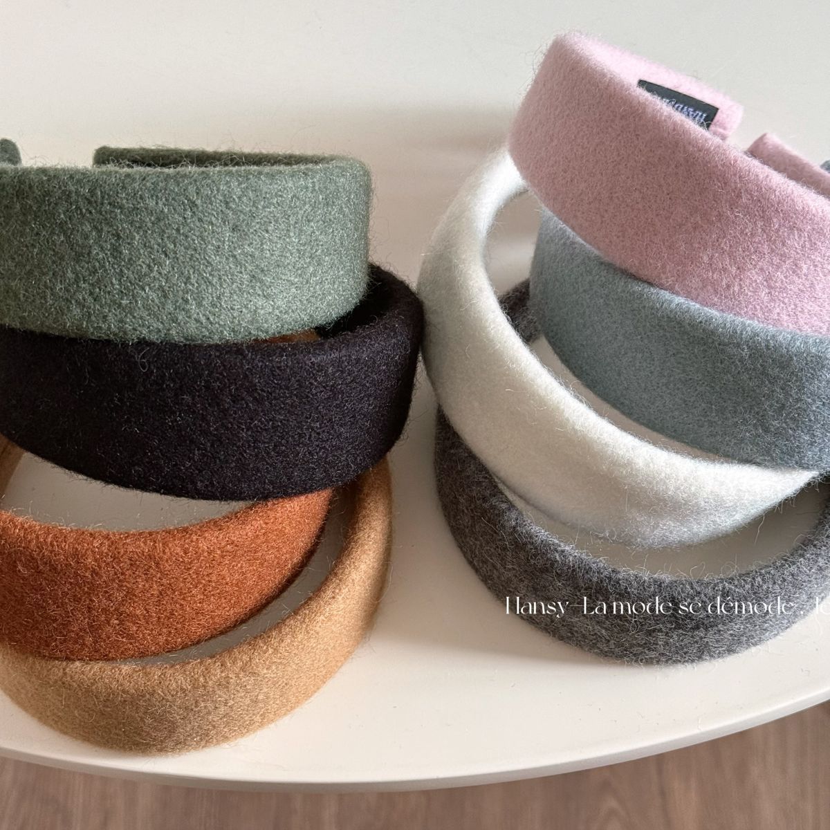 布面寬版髮箍－商品主圖｜https://igowo.tw/