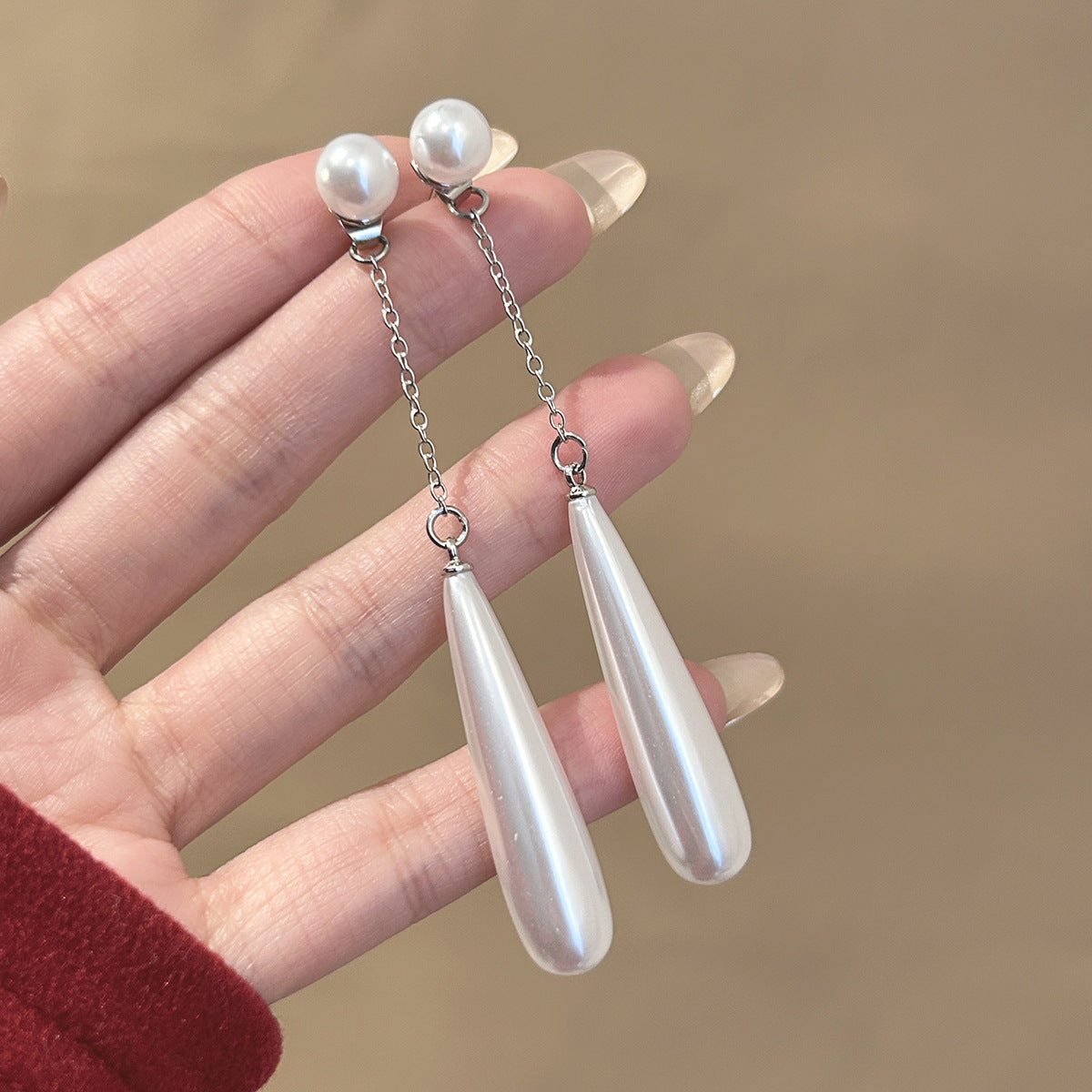 珍珠銀針水滴流蘇飾品－14/銀色小水滴款細節｜https://igowo.tw/