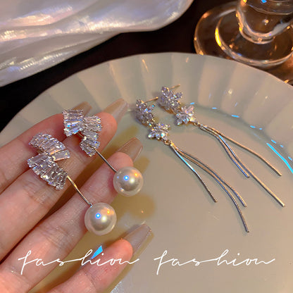鋯石雪花流蘇鑲鑽耳環－商品主圖｜https://igowo.tw/