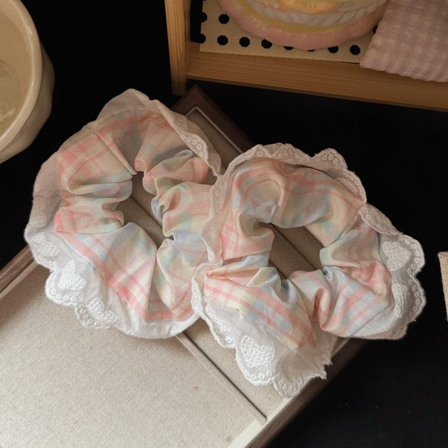 粉色大腸圈髮圈－商品主圖｜https://igowo.tw/