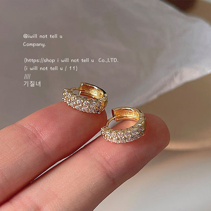 鋯石微鑲簡約耳扣－商品主圖｜https://igowo.tw/