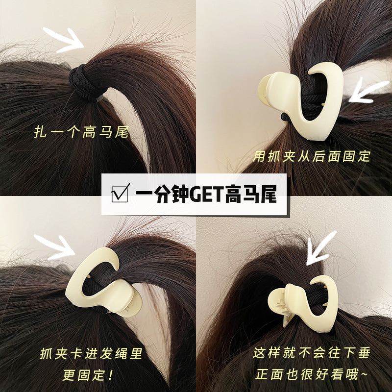 磨砂簡約鯊魚夾－淺咖款實拍｜https://igowo.tw/