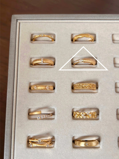 金色鋯石微鑲簡約戒指