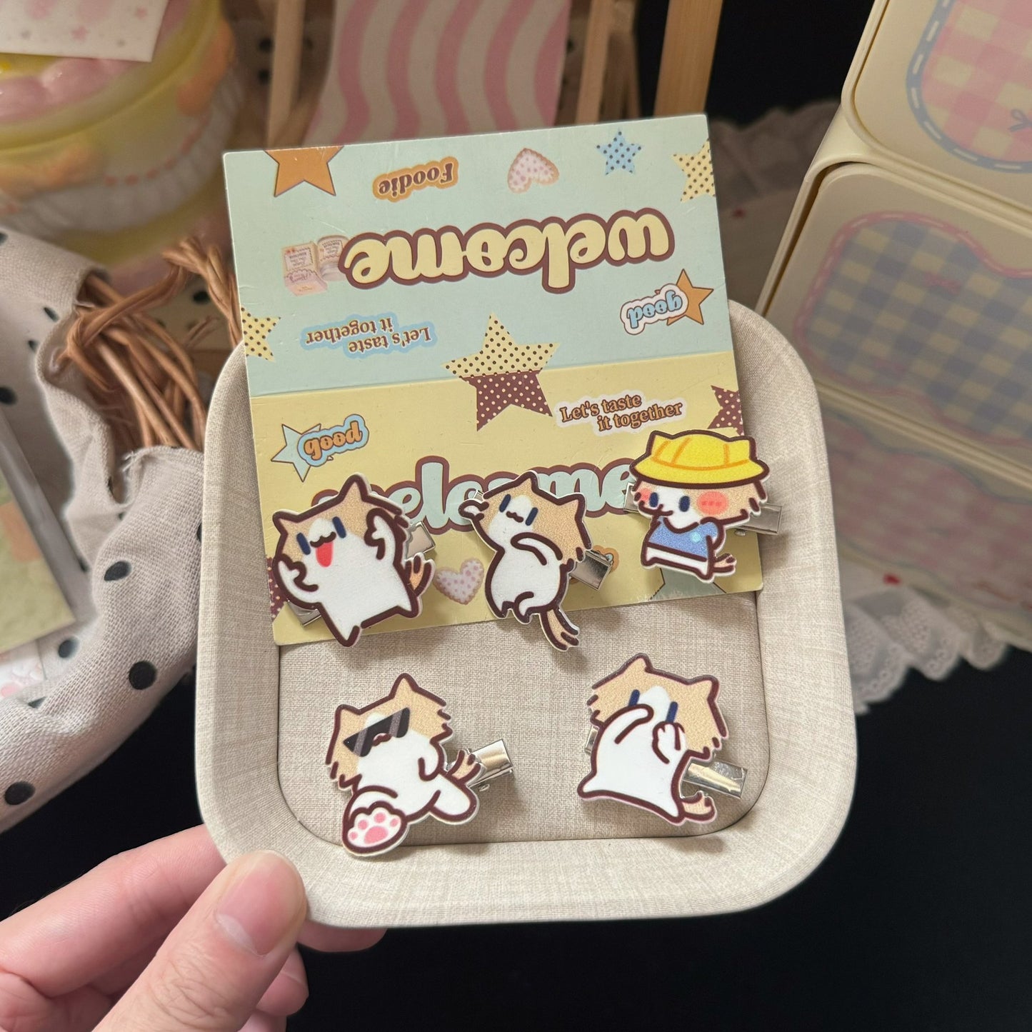 棕色貓咪髮夾－悄悄走小貓髮夾款細節1｜https://igowo.tw/