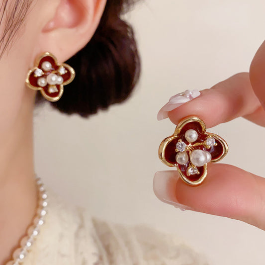 紅色琺瑯花朵復古耳釘－商品主圖｜https://igowo.tw/