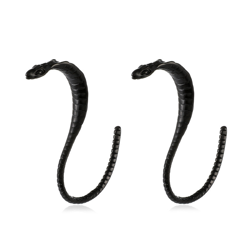 蛇形復古誇張耳環－槍黑 M-644款細節14｜https://igowo.tw/