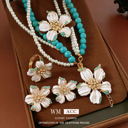 琺瑯花朵鑲鑽項鍊套組－商品主圖｜https://igowo.tw/