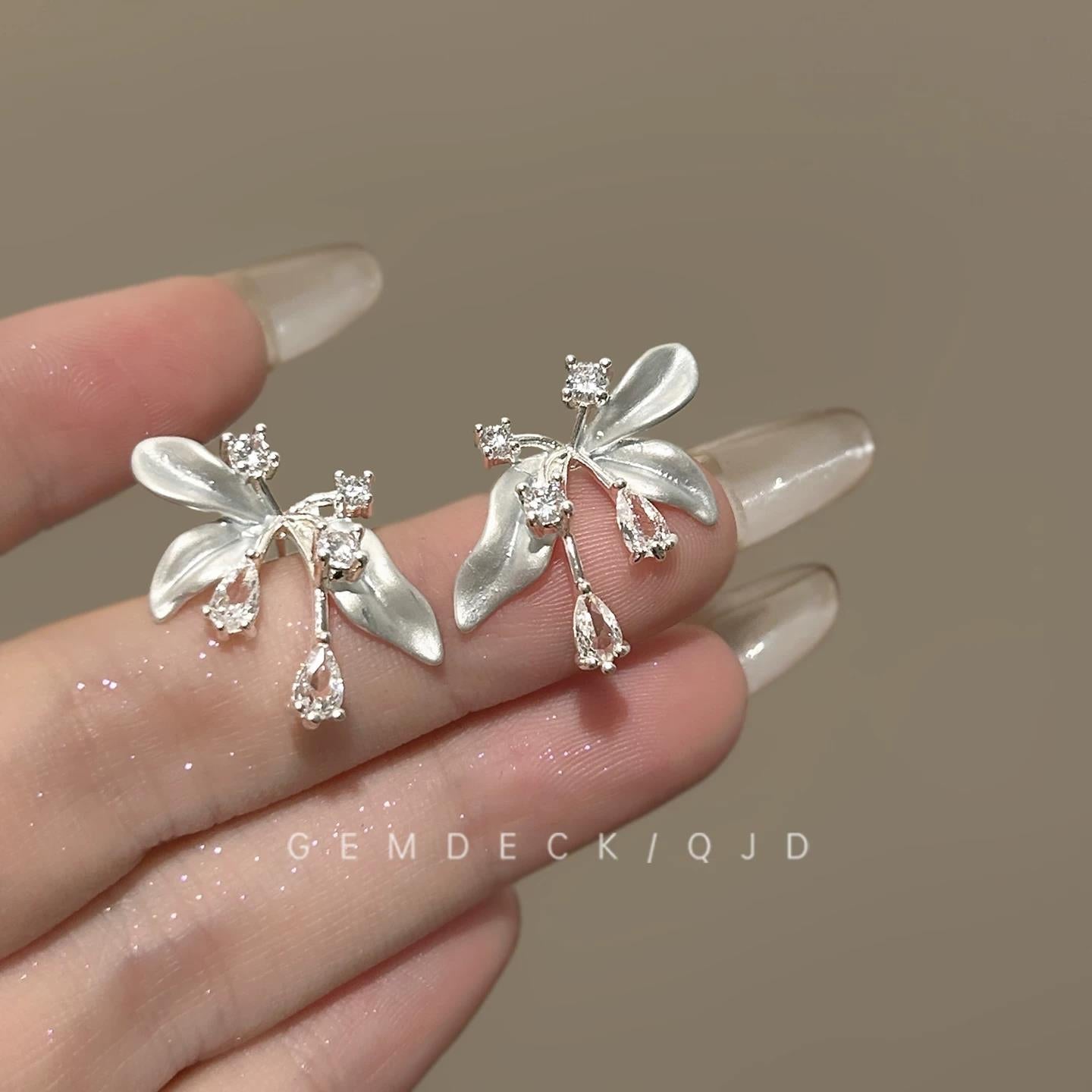 鋯石花朵耳環