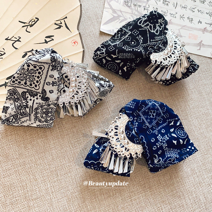 流蘇復古鯊魚夾－抓夾-銀色-黑色款實拍｜https://igowo.tw/