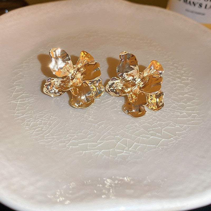 珍珠銀針花朵流蘇耳釘－細節特寫19｜https://igowo.tw/