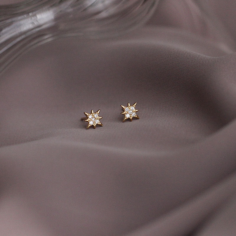 S925星星小巧簡約耳釘－耳釘一對款實拍｜https://igowo.tw/