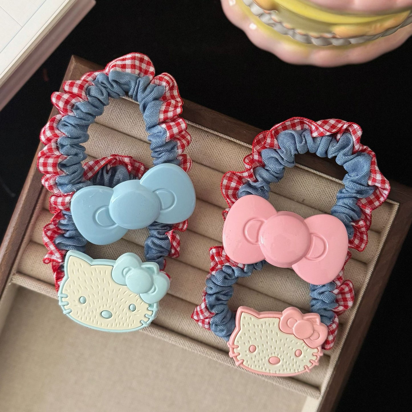 粉色貓咪簡約髮圈－商品主圖｜https://igowo.tw/