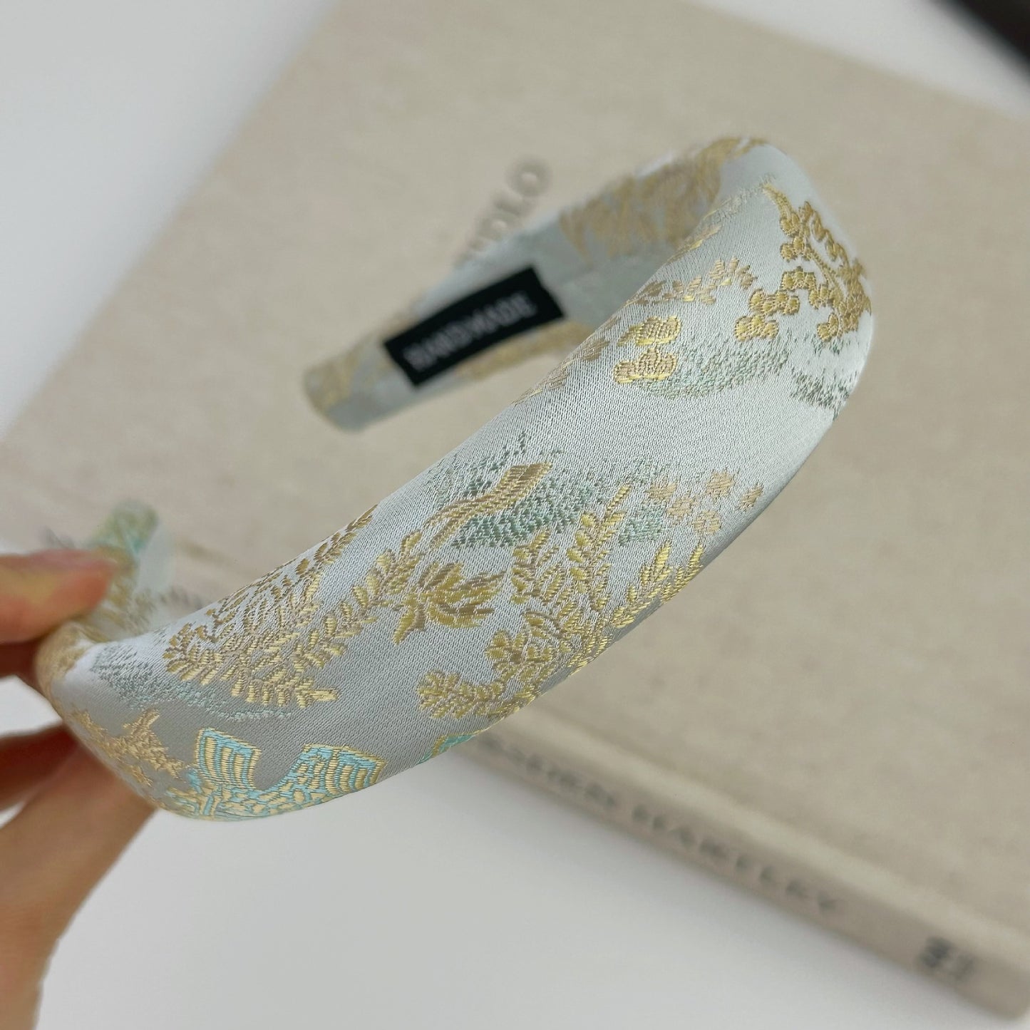布面花朵刺繡復古髮箍