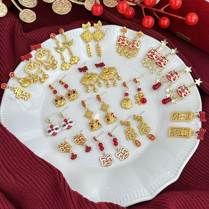 復古紅福袋不對稱耳墜－商品主圖｜https://igowo.tw/