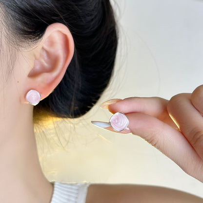 繽紛琺瑯菱形復古耳釘－細節特寫3｜https://igowo.tw/