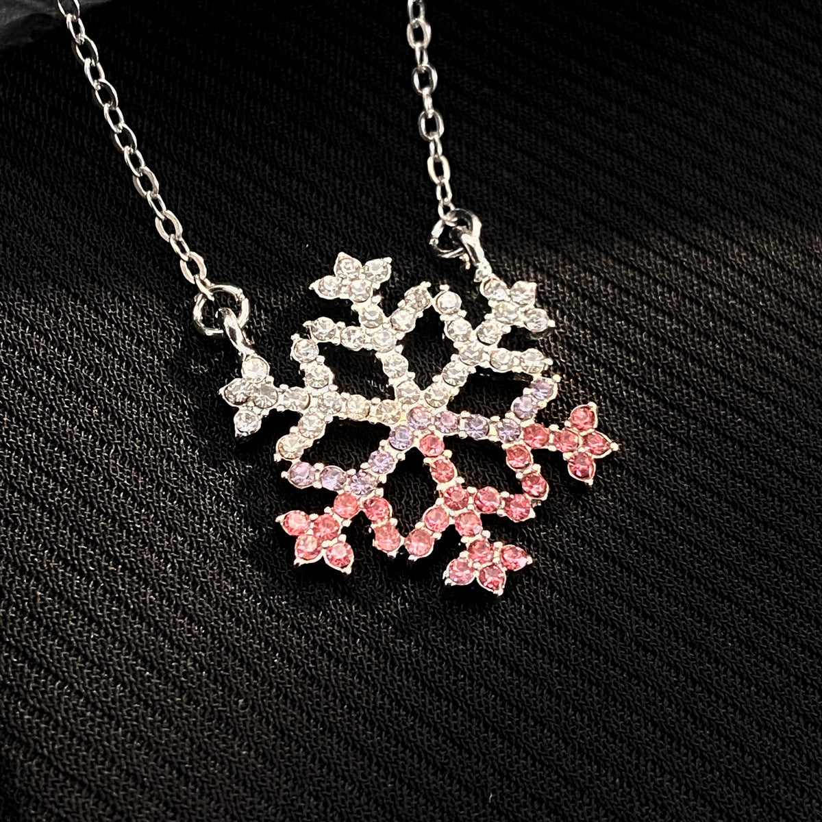 鋯石金屬雪花墜飾項鍊