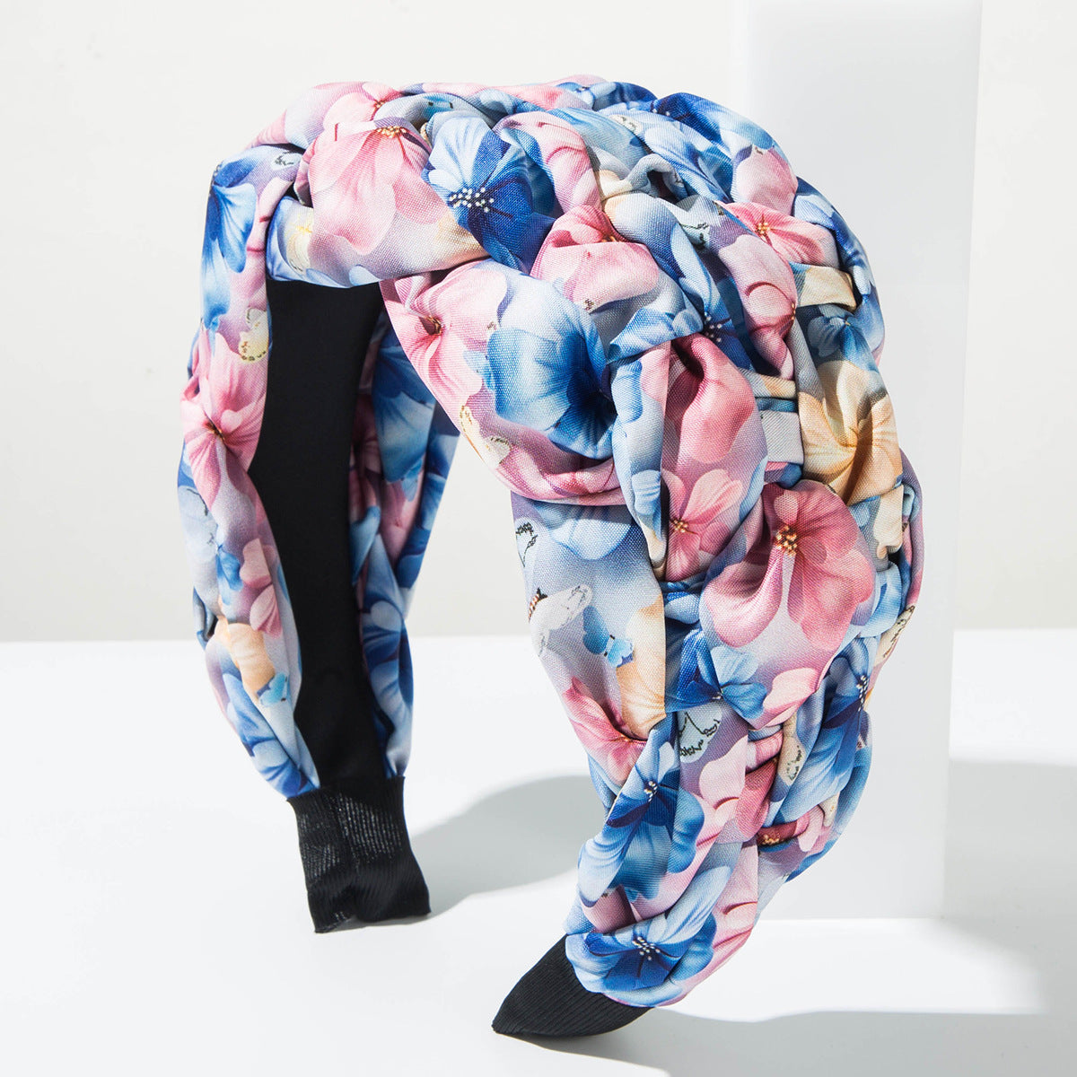 花朵寬版編織髮箍－玫彩色款細節1｜https://igowo.tw/