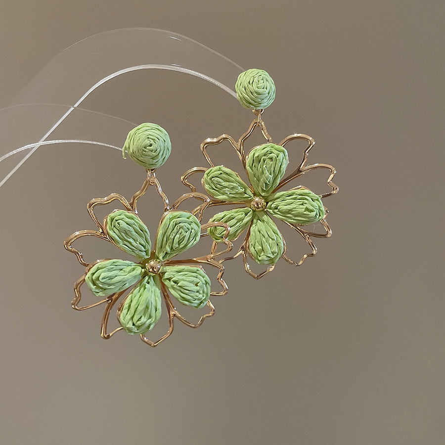 繽紛花朵耳環－細節特寫4｜https://igowo.tw/