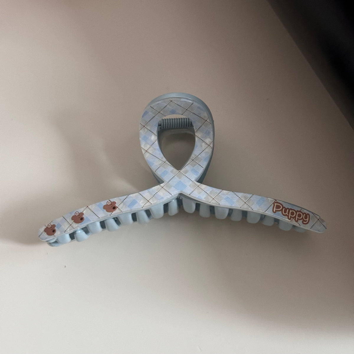 醋酸板材卡通鯊魚夾－細節特寫10｜https://igowo.tw/