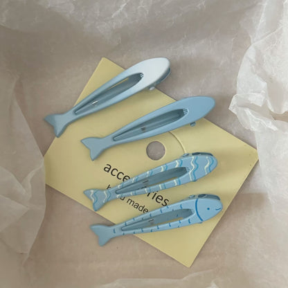 藍色金屬魚尾簡約髮夾－商品主圖｜https://igowo.tw/