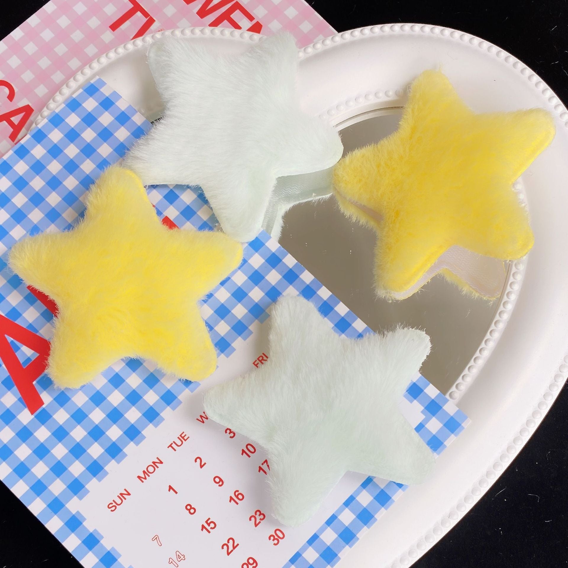 繽紛絨面星星卡通髮夾－綠色款實拍｜https://igowo.tw/