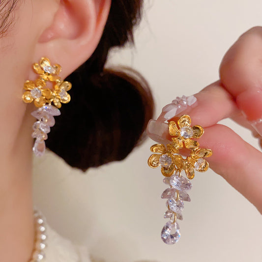 水晶葡萄花朵流蘇耳墜－商品主圖｜https://igowo.tw/