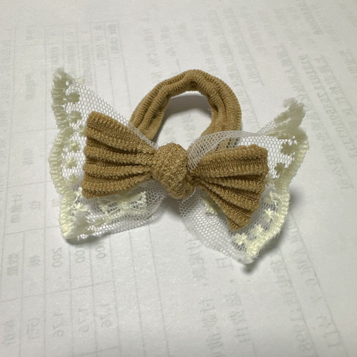 蕾絲蝴蝶結髮圈－黑色款細節10｜https://igowo.tw/