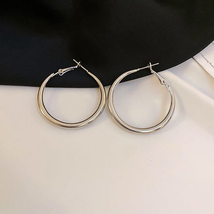 銀針秋冬跨境金屬耳環耳釘小眾時尚冷淡風耳圈百搭輕奢高級感耳飾