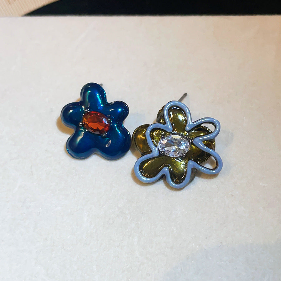 金色銀針橢圓鑲鑽耳釘