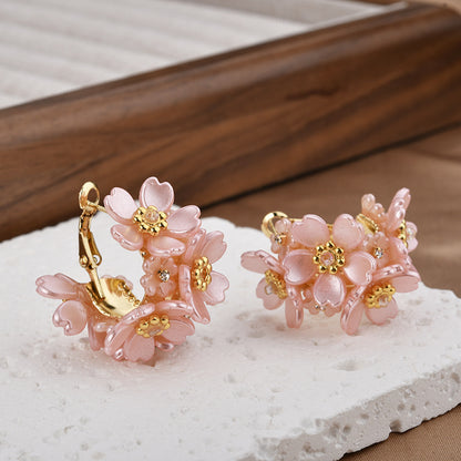 花朵簡約耳環－第二視角實拍｜https://igowo.tw/