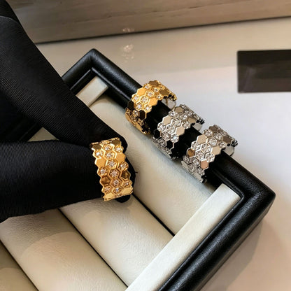 金色鋯石C形微鑲耳釘－無耳堵款實拍｜https://igowo.tw/