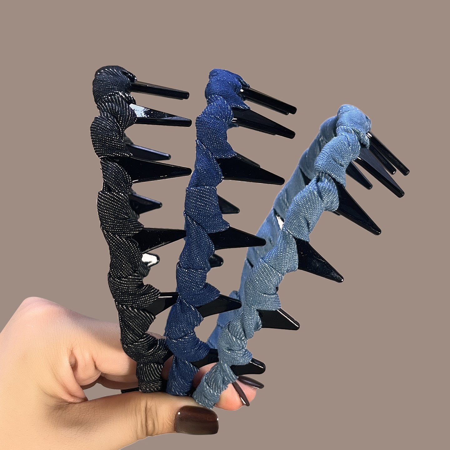 布面纏繞髮箍－深藍款實拍｜https://igowo.tw/