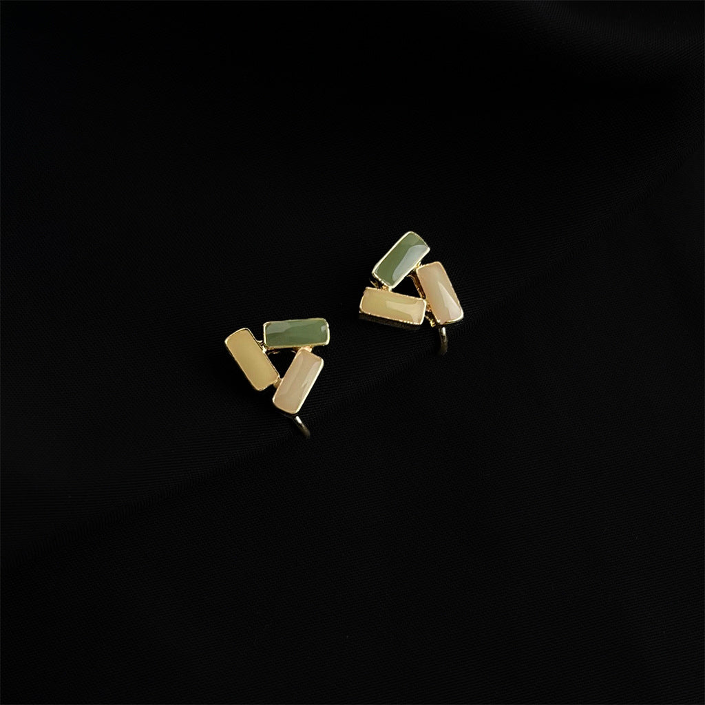 金色雙層電鍍耳夾－細節特寫8｜https://igowo.tw/