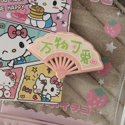 扇形文字髮夾－紫色扇子髮夾款細節1｜https://igowo.tw/