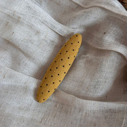 黃色布面波點髮夾