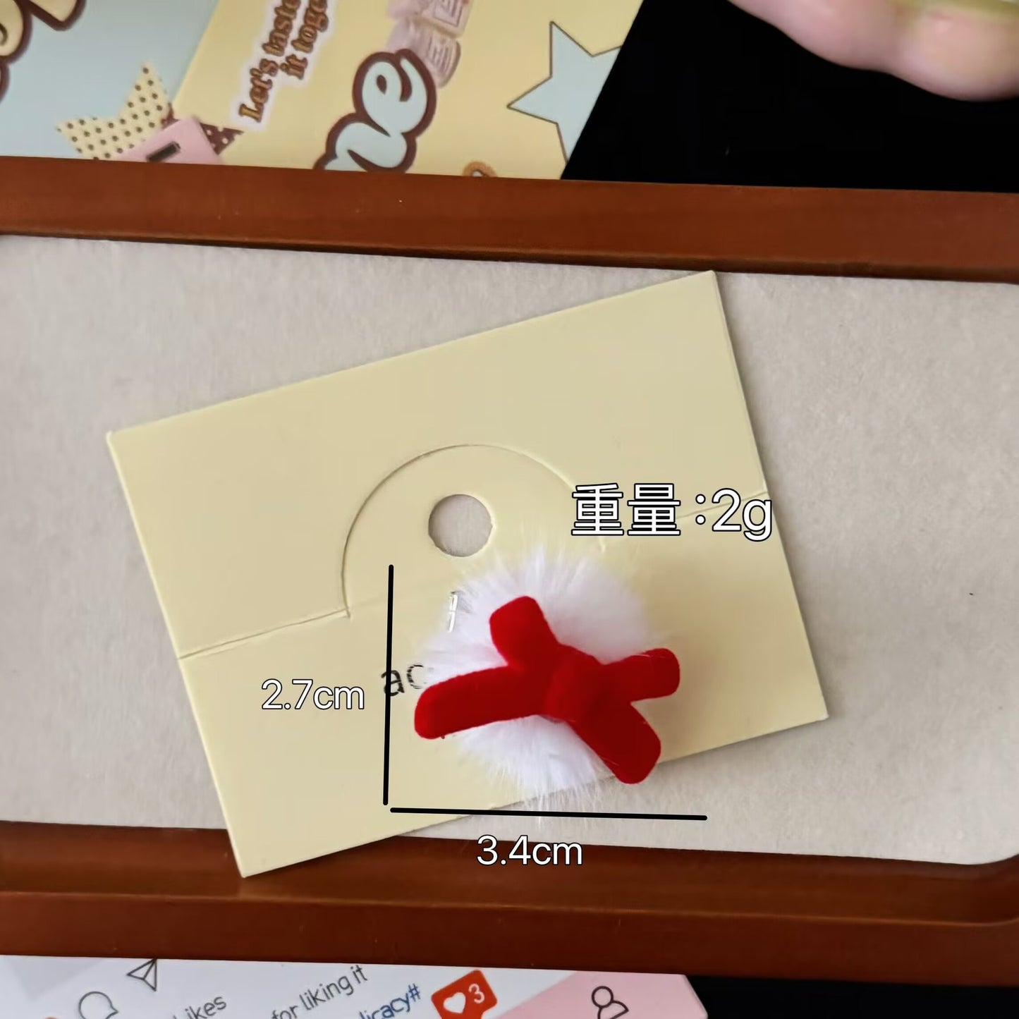 紅色毛球蝴蝶結髮夾