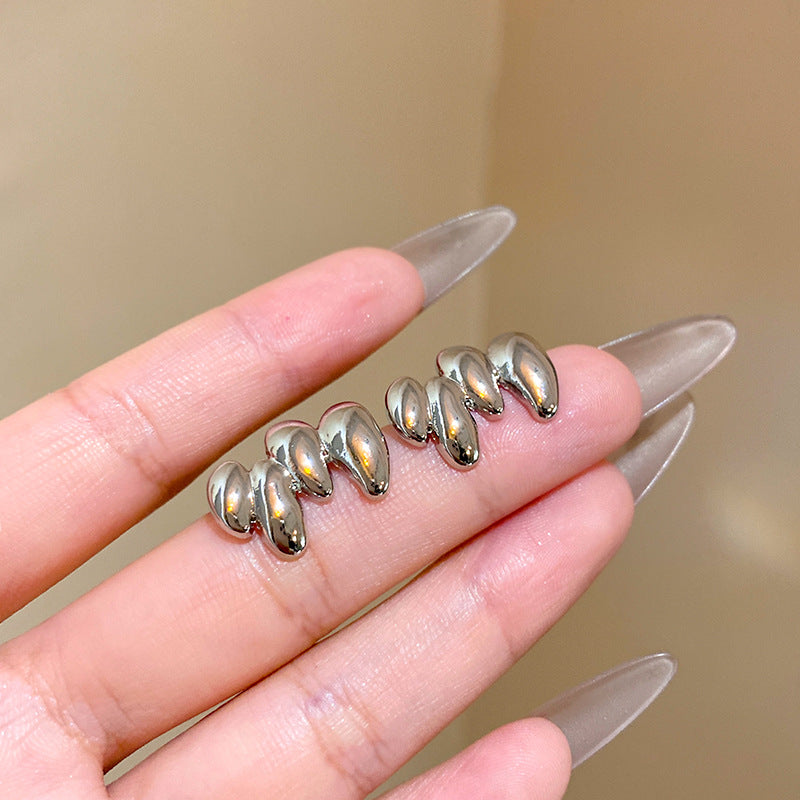 港風復古個性冷淡風牛角包耳釘