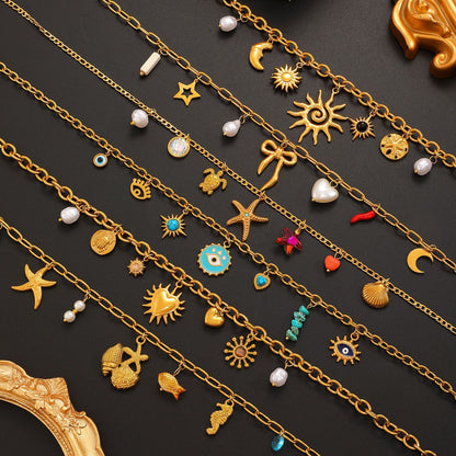 金色珍珠月亮鏤空項鍊－商品主圖｜https://igowo.tw/