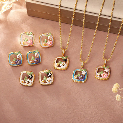 花朵鏤空耳釘－商品主圖｜https://igowo.tw/