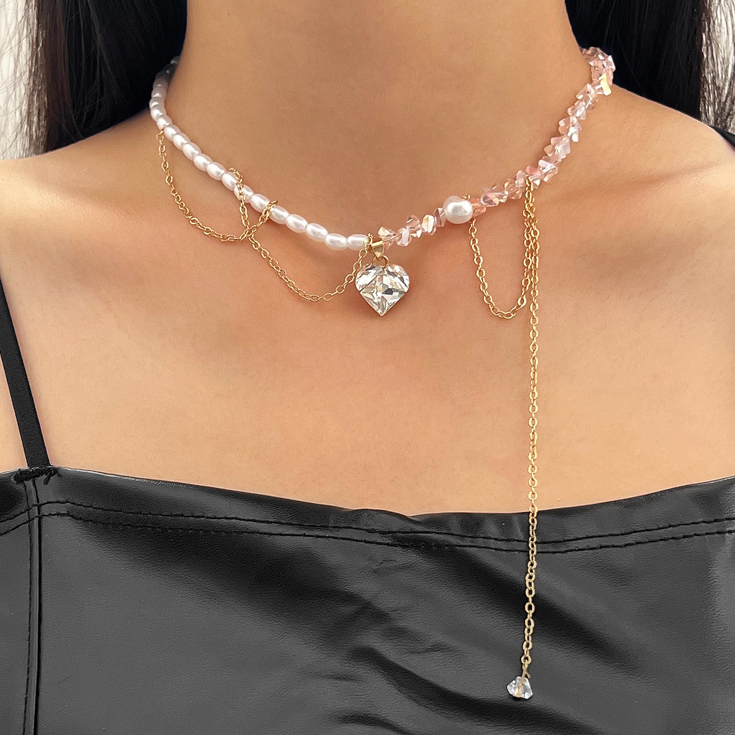 水晶鋯石愛心項鍊－細節特寫4｜https://igowo.tw/
